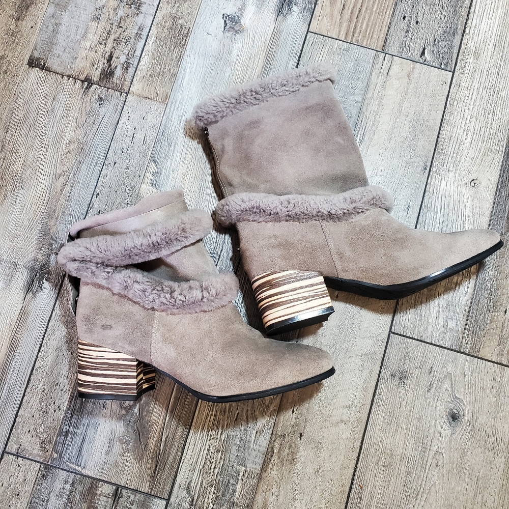 Antelope gray heeled boots